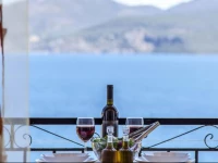 Tasoula Studios & Apartments