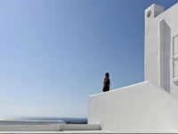 En Lefko Suites Hotel