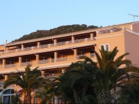 Paramonas Hotel