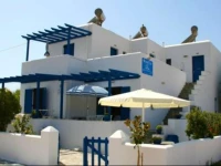 Pavlis Studios & Rooms