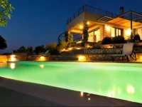 Daedalos & Ikaros Villas