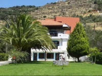 Santa Maria Studios & Apartments