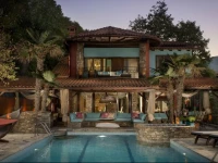 Efharis Beachfront Villa