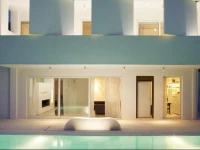 Infinity White Complex