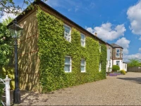 Stuart House Hotel 3*