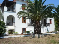 Liossis Rooms & Apartments