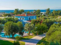 Filoxenia Apartments & Studios