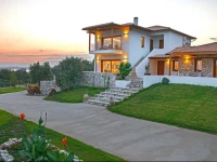 Villa Almira Luxury Apartments