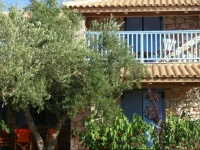 Lithos stone house (Ionio holidays)