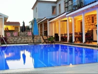 Alacati Alaris Hotel