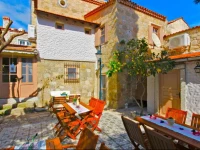 Lunar Hotel AlaГ§atД±