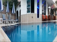 North Point Hotel 2*