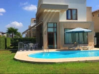 Family Villa Paradise Town