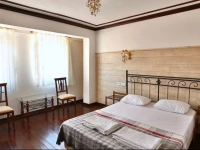 Bozcaada Fahri Hotel