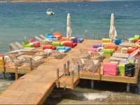 Munchies Beach Suites