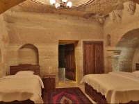 Family Cave Suite Hotel