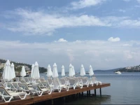 Estrella Beach Hotel