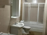 Crystal House Icmeler