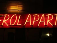 Erol Apart