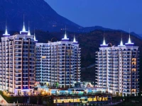 Luxury Apartment in Azura Park Residence