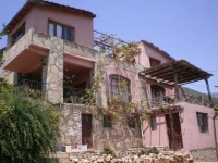 Datca Ciftlik Apart Evleri