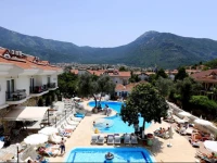 Pinehill Hotel & Suites 3*