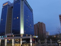 Titanic Port Bakirkoy