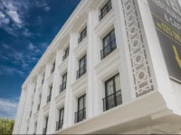 Royal Д°nci Airport Hotel