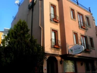 Agora Guesthouse 1*