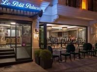 Le Petit Palace Hotel