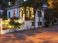 Orhan KutbayД±n Evi Turyolu cafe Pansiyon