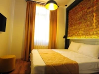 Retropera Hotel 3*
