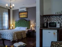 Tashkonak Studio Suites