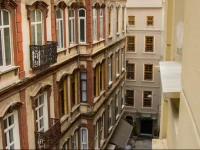 World House Apartments