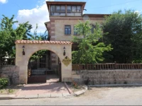 KarlД±k Stone House