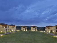 Elevres Stone House Hotel