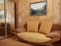 Hotel on Rybatskiy lane