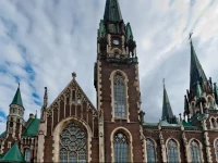 Little house with garden
