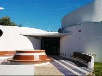 Alta Oura Apartments