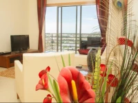 Spacious Apartment Near Center