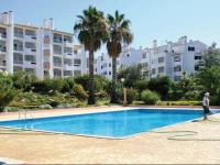 Two-Bedroom Apartment P-8200-286 Albufeira with an Outdoor Swimming Pool 01