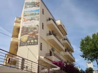 Hospedaria Buganvilia by amcf