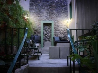 29 Madeira Hostel by Petit Hotels