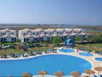 Cabanas Park Villa Resort