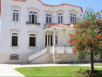 The Luggage Hostel & Suites