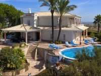 Holliday Villa Boavista Lagos