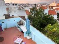 Travellers Meeting Point