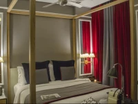 Browns Central Hotel 4*