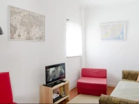 Apartment with courtyard in Alfama