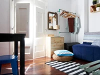 Be Local with Friends